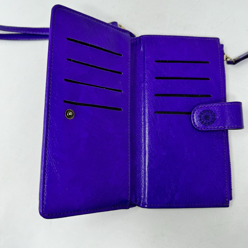 Glossy Synthetic Leather Wallet Wristlet Purple Embossing Sunflower Magnetic Zip - Picture 2 of 5